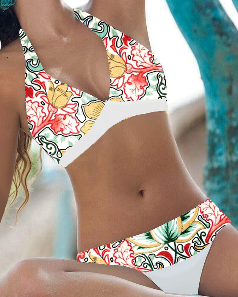 Bikini set s cvetličnim vzorcem