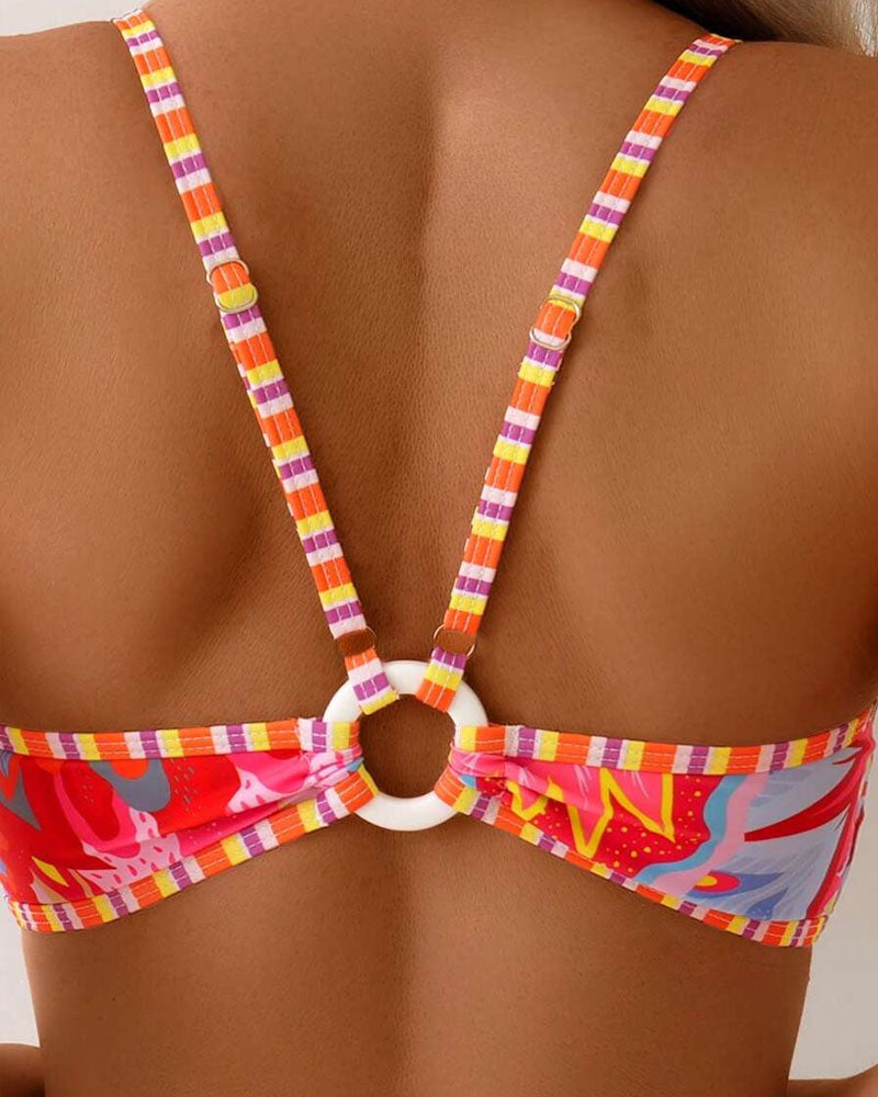 Visokokakovostni bikini z natisnjenim trikotnikom