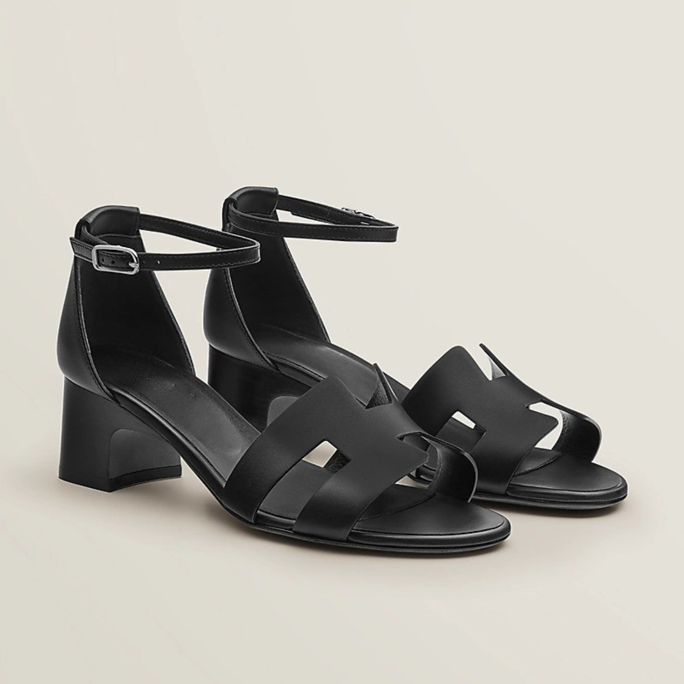 CHLOÉ | ELEGANTNE SANDALE