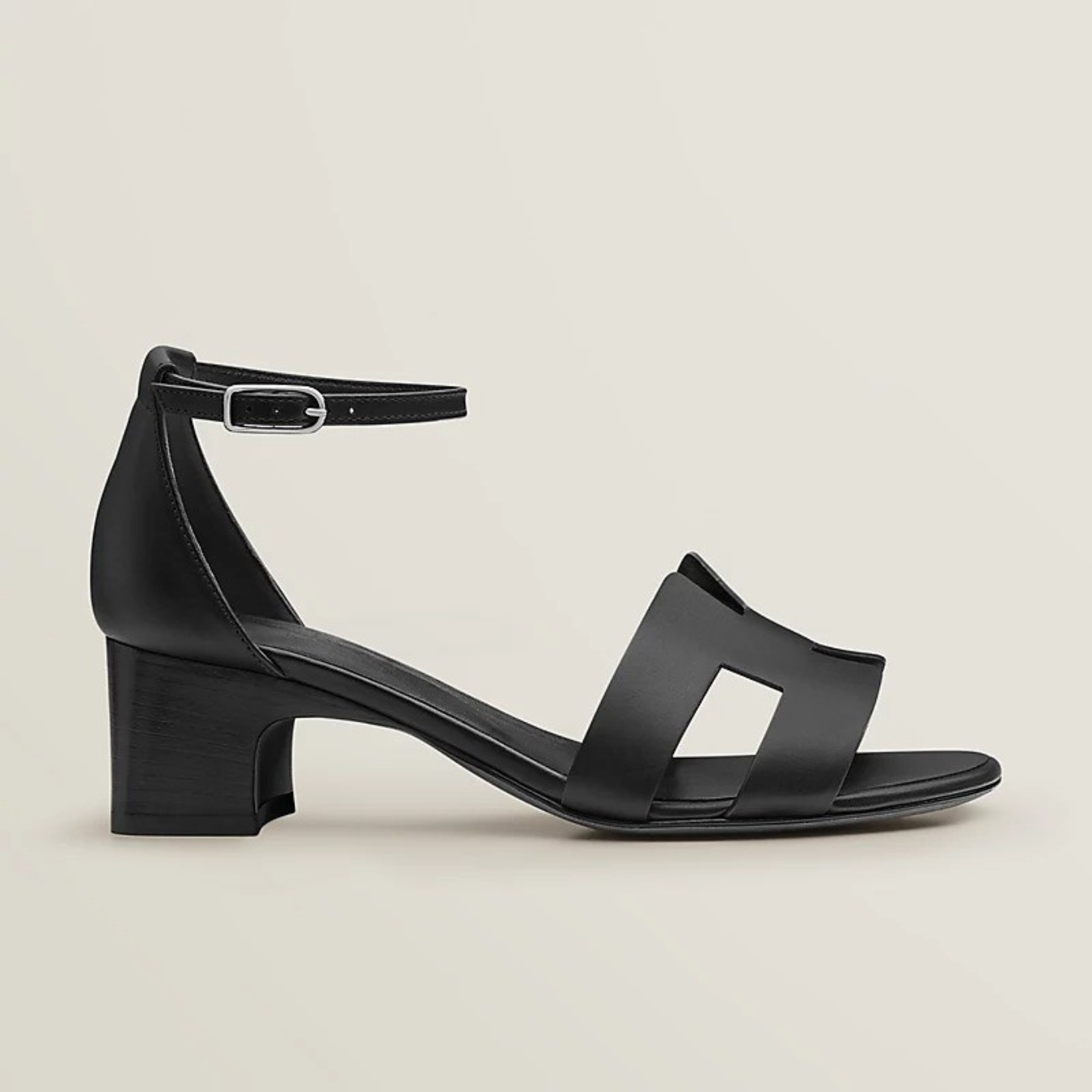 CHLOÉ | ELEGANTNE SANDALE