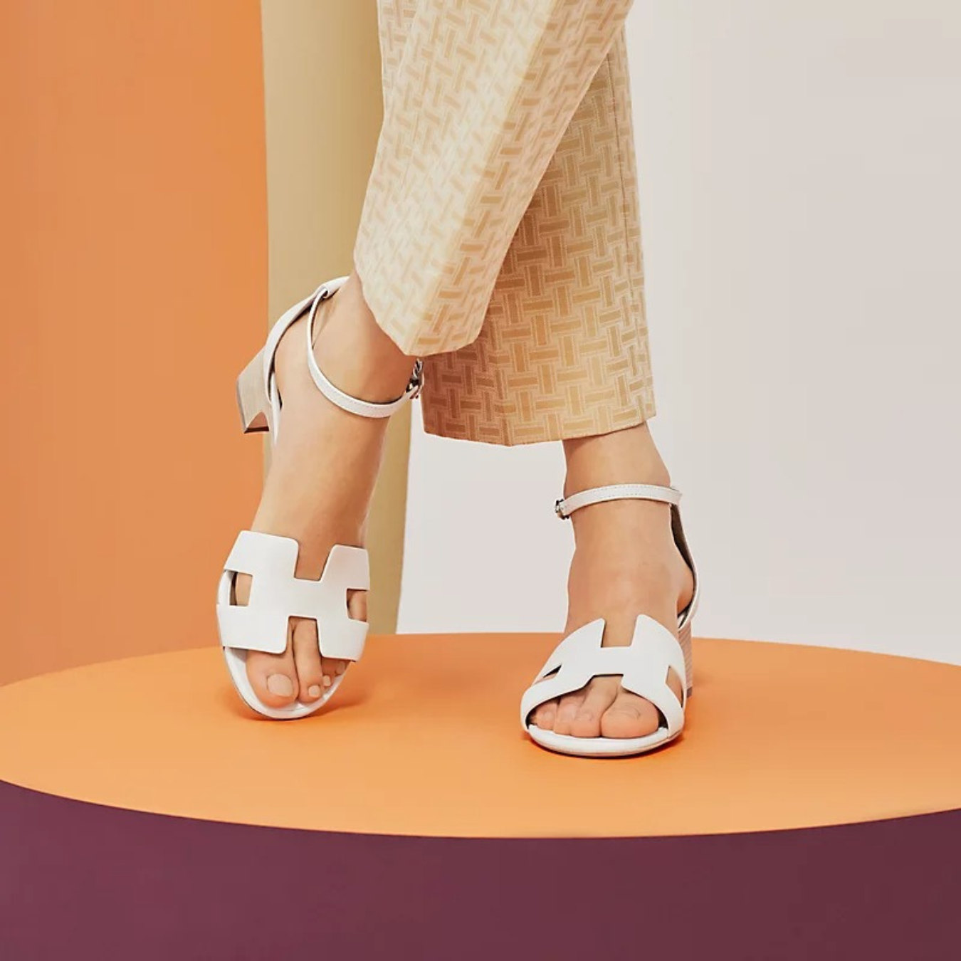 CHLOÉ | ELEGANTNE SANDALE